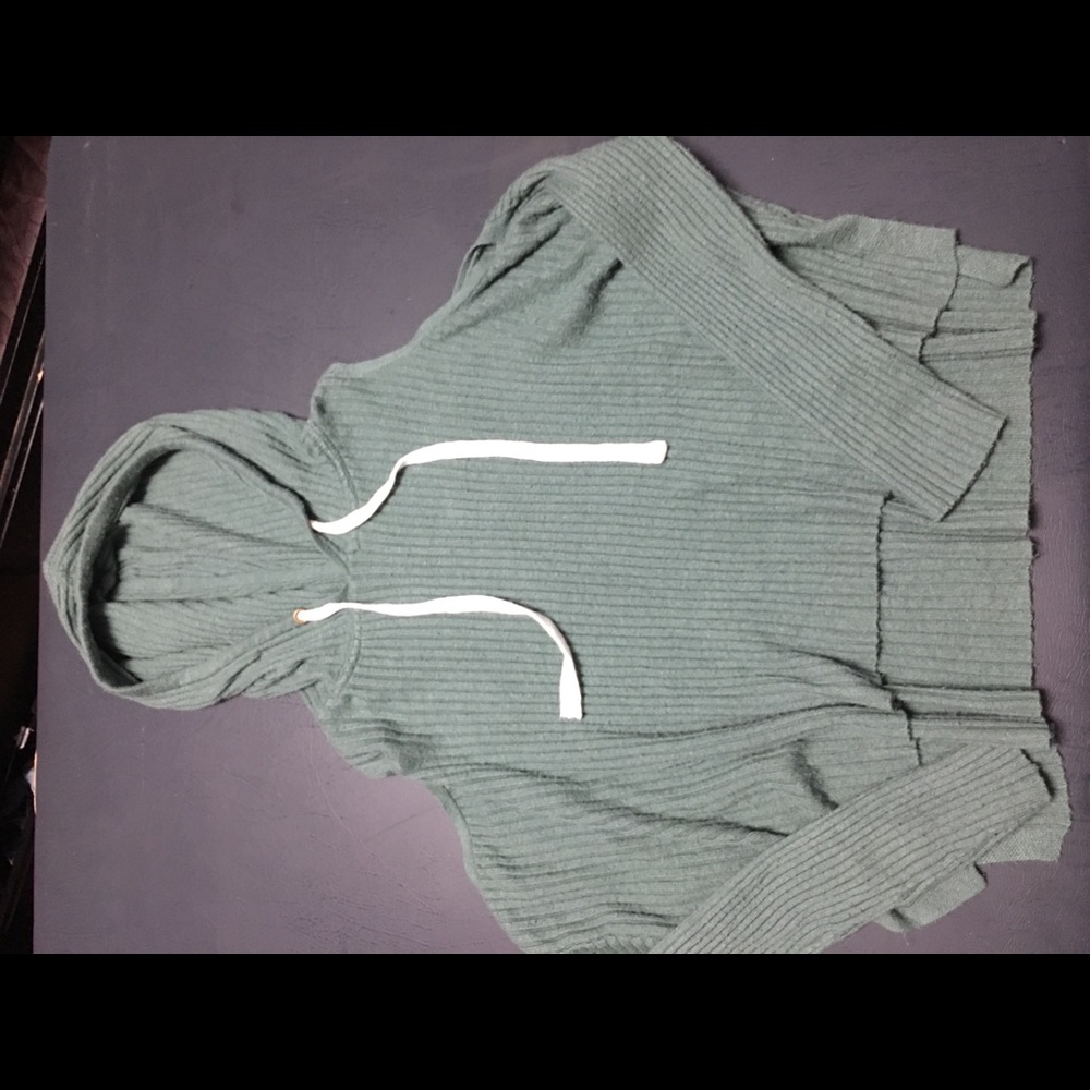 Forever 21 open shoulder long sleeve top